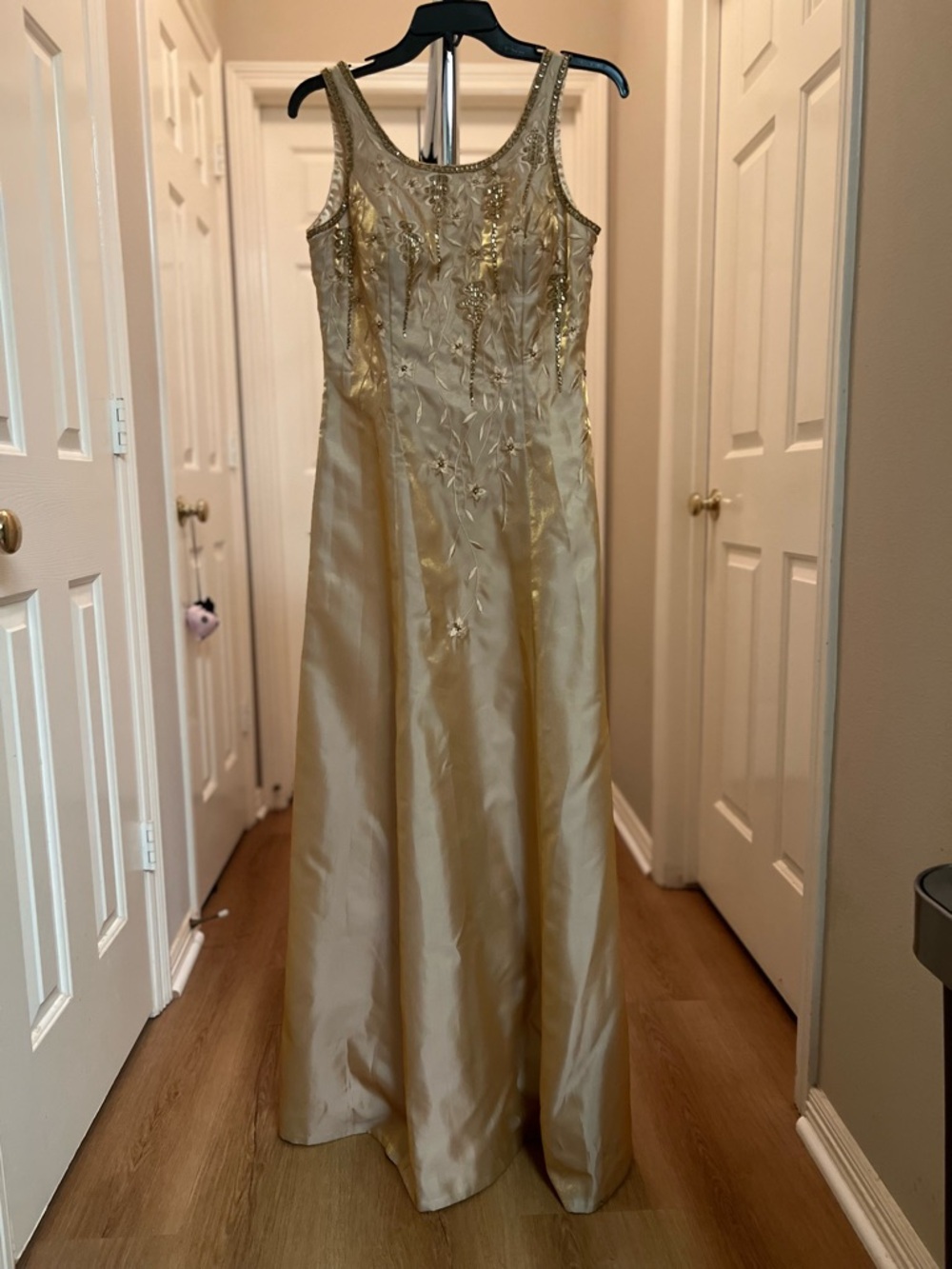 Girls' Gold Embroidered Formal Sleeveless Gown (Prom, Graduation, Wedding Guest)